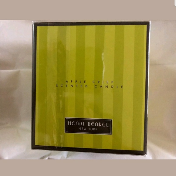 Apple Crisp Signature Henri Bendel Luxury Candle - Picture 4 of 5